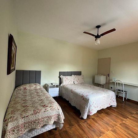 Pousada Familiar Vilage Bed & Breakfast Homestay Volta Redonda Exterior photo