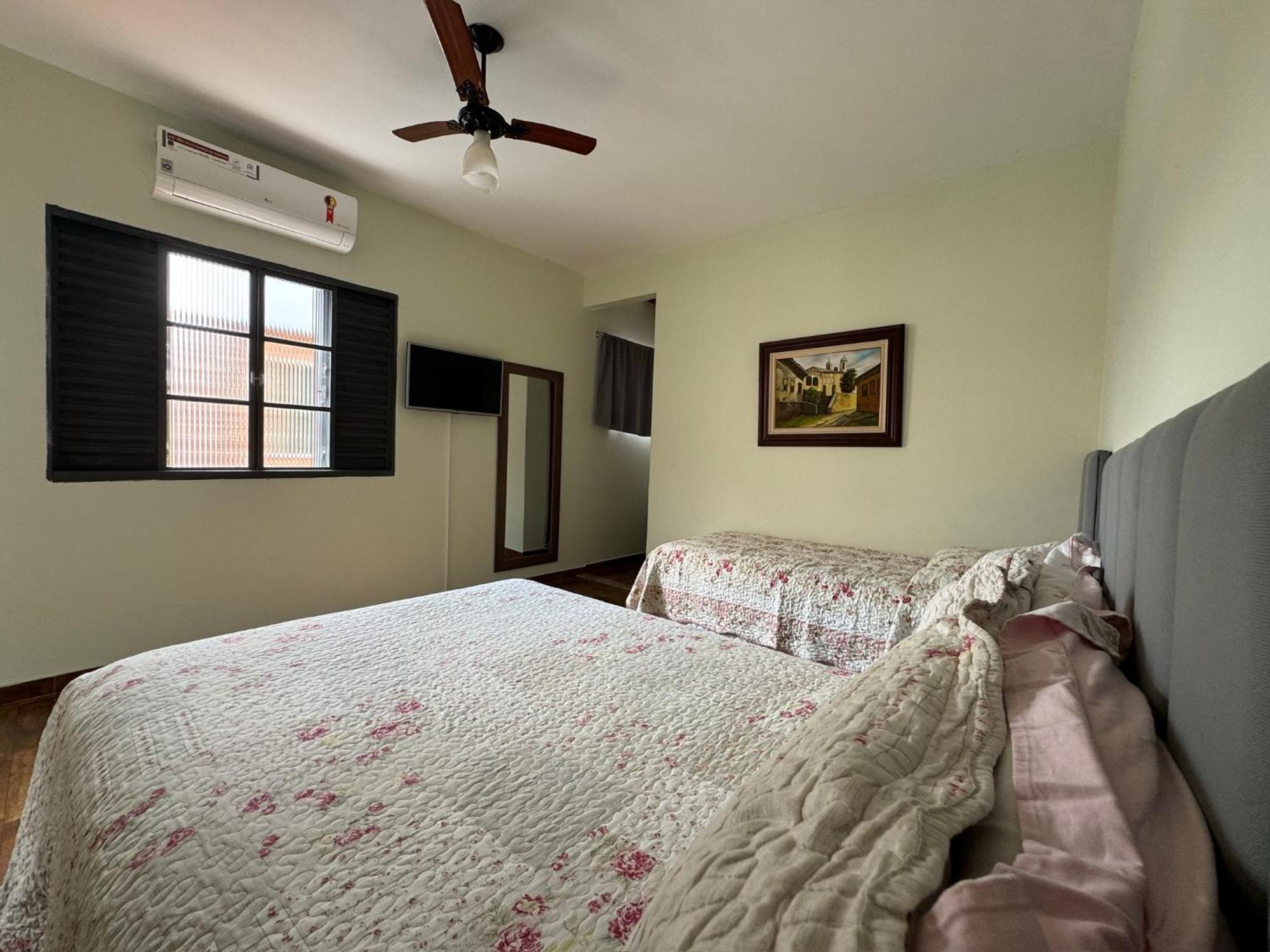 Pousada Familiar Vilage Bed & Breakfast Homestay Volta Redonda Exterior photo