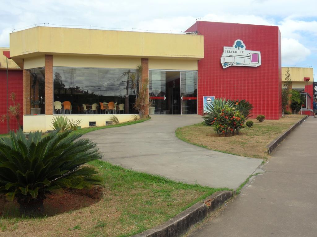 Pousada Familiar Vilage Bed & Breakfast Homestay Volta Redonda Exterior photo